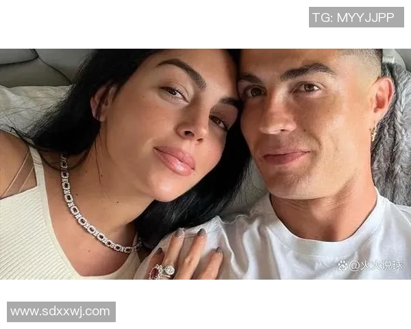 C罗情感生活揭秘足球明星背后的爱情故事与情人关系分析