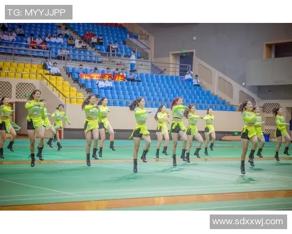 成都羽毛球队耐力训练揭秘聚焦运动员的坚持与突破